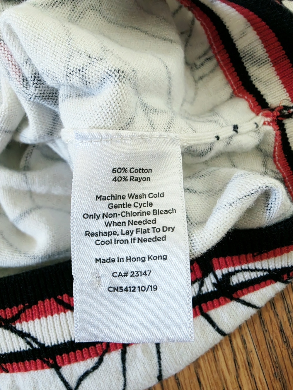 Talbots White Cardigan with Black Floral Print & Red Trim Size S - Picture 3 of 4